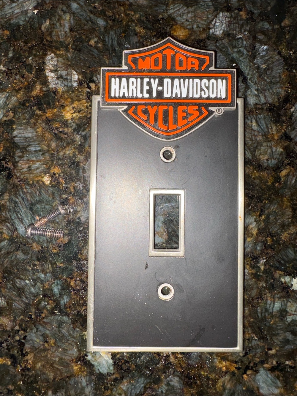 Harley-Davidson Black & Orange Bar & Shield Toggle Plate